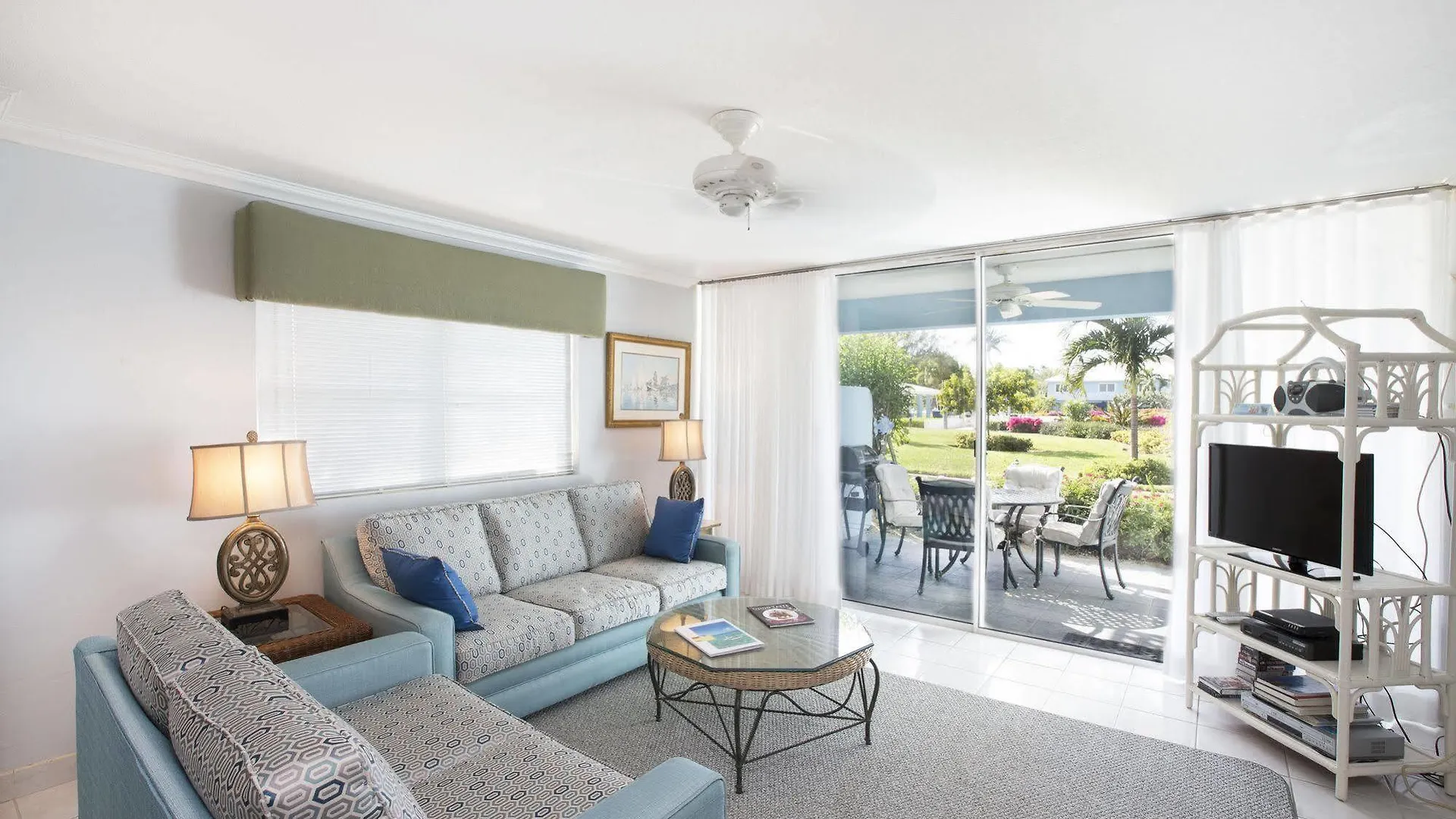 Silver Sands Condominiums Upper Land Hotel West Bay
