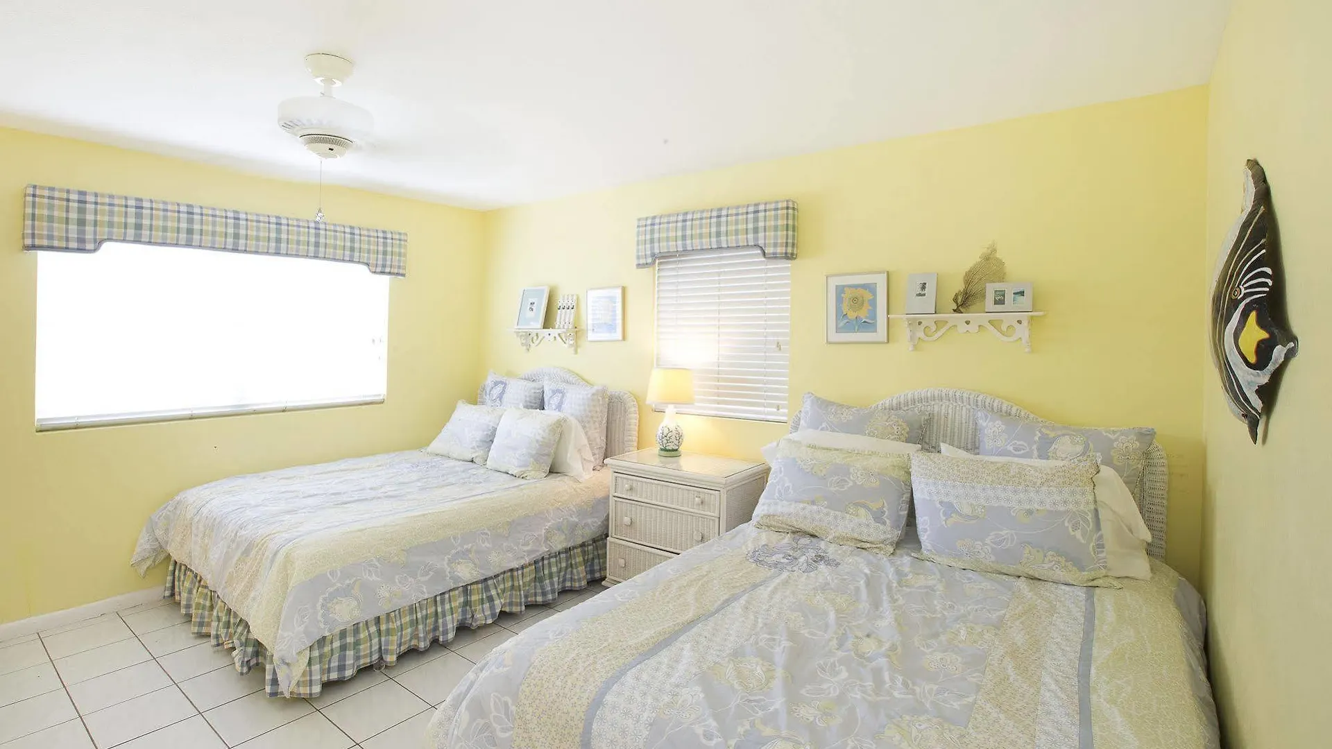 Hotel Silver Sands Condominiums Upper Land